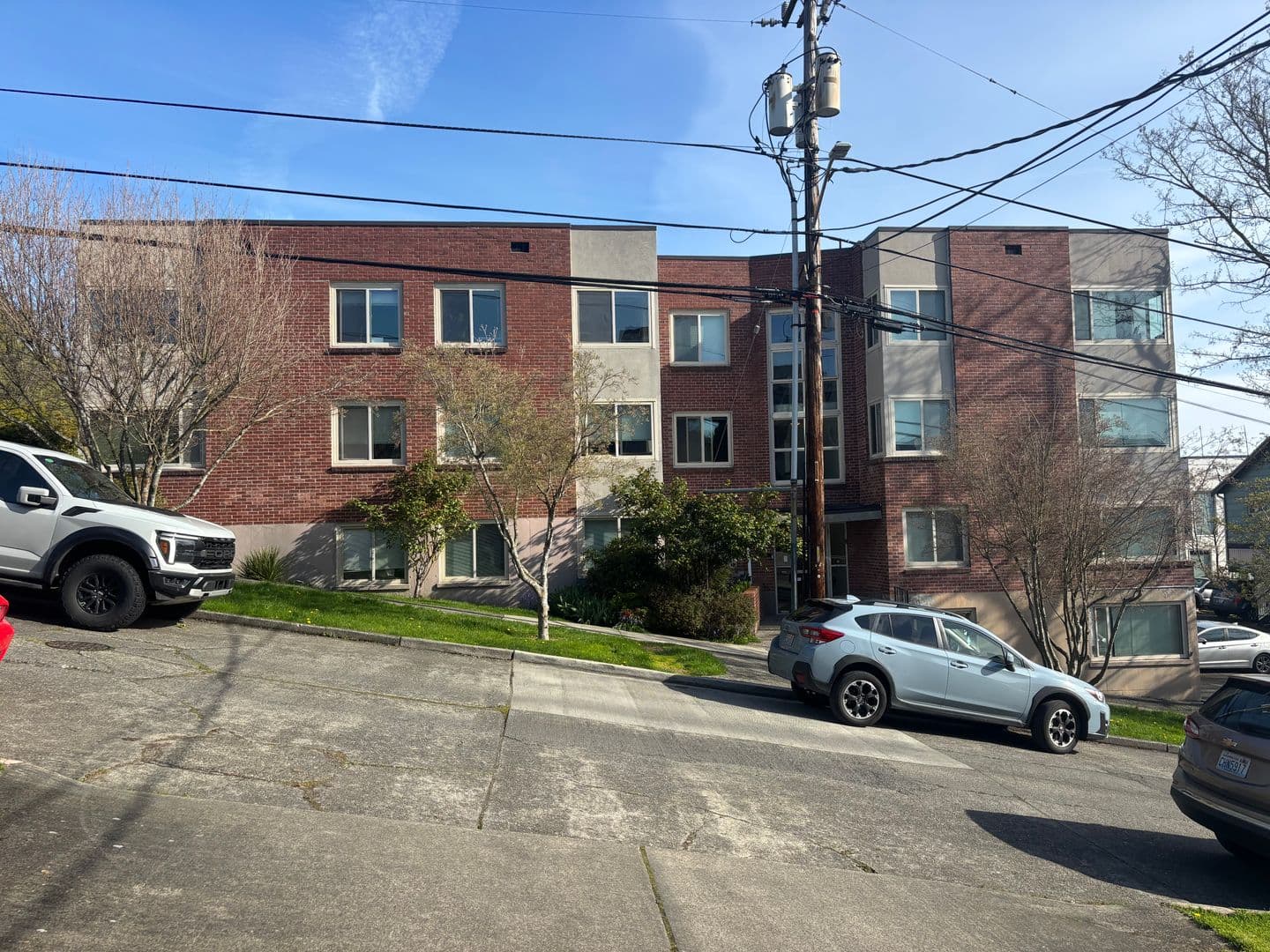 Seattle Apartment: 2500 E Denny Way