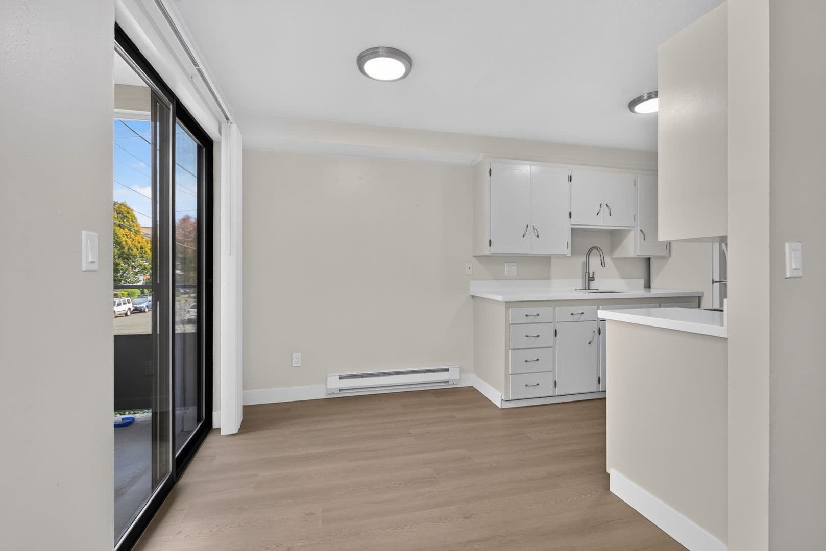 Seattle Apartment: 1653 21st Ave
