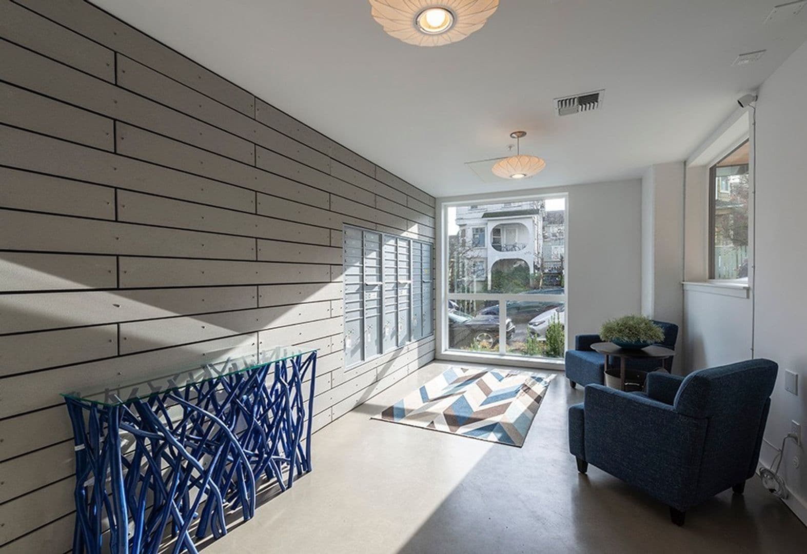 Seattle Apartment: 2302 E Denny Way