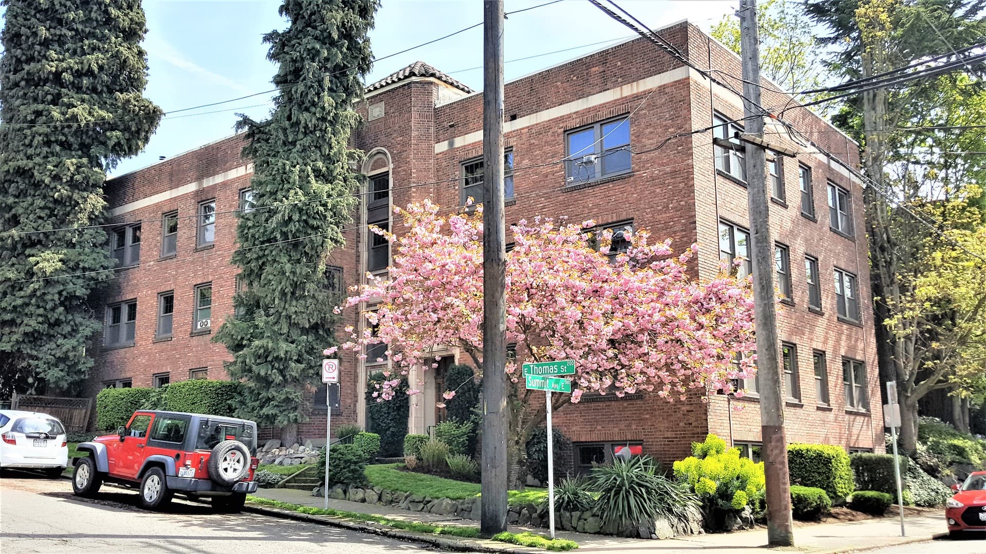 Seattle Apartment: 503 E Thomas St