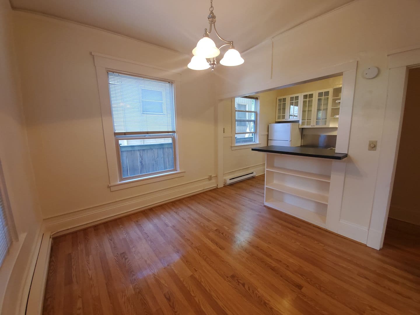 Seattle Apartment: 1002 E Denny Way
