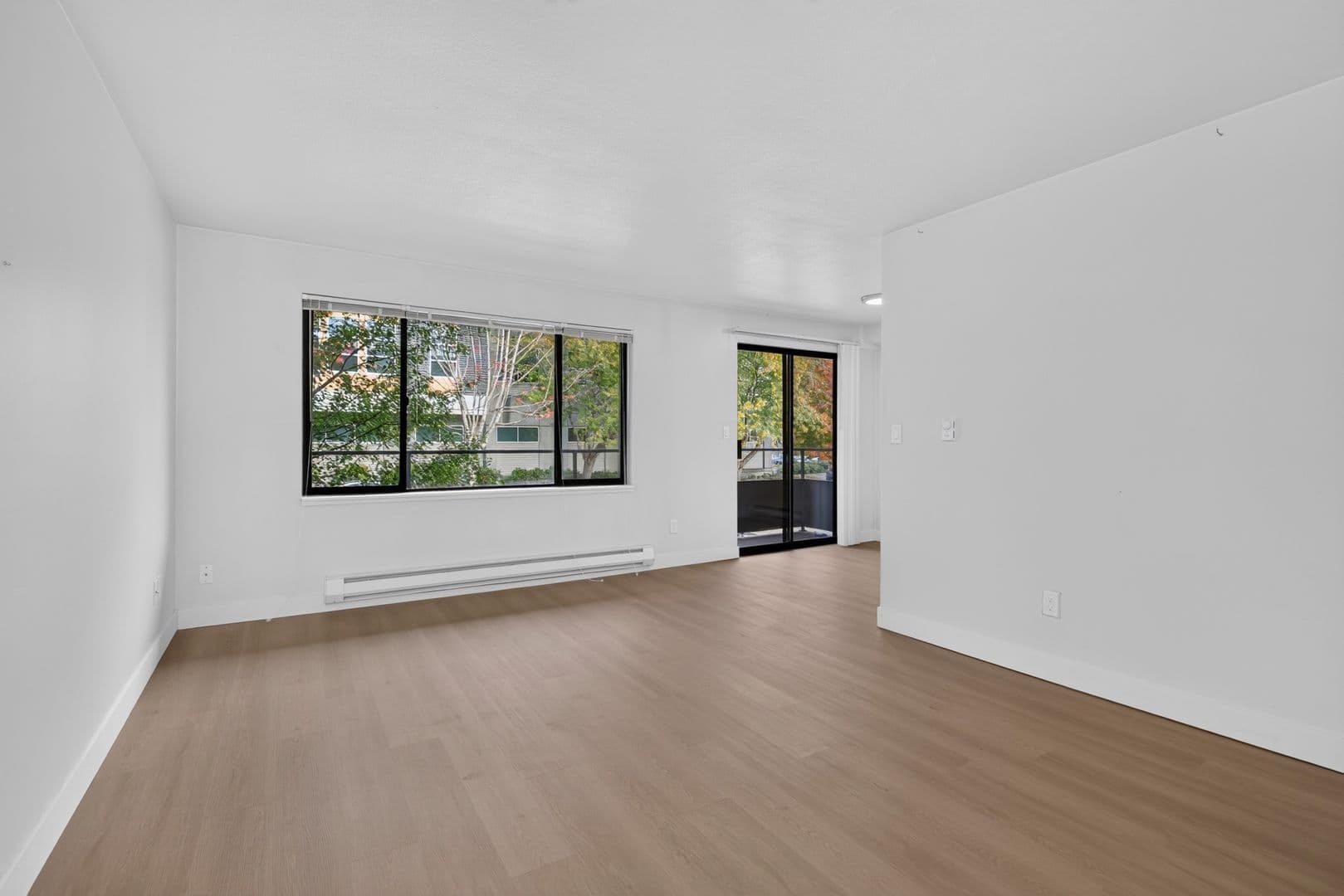 Seattle Apartment: 1653 21st Ave
