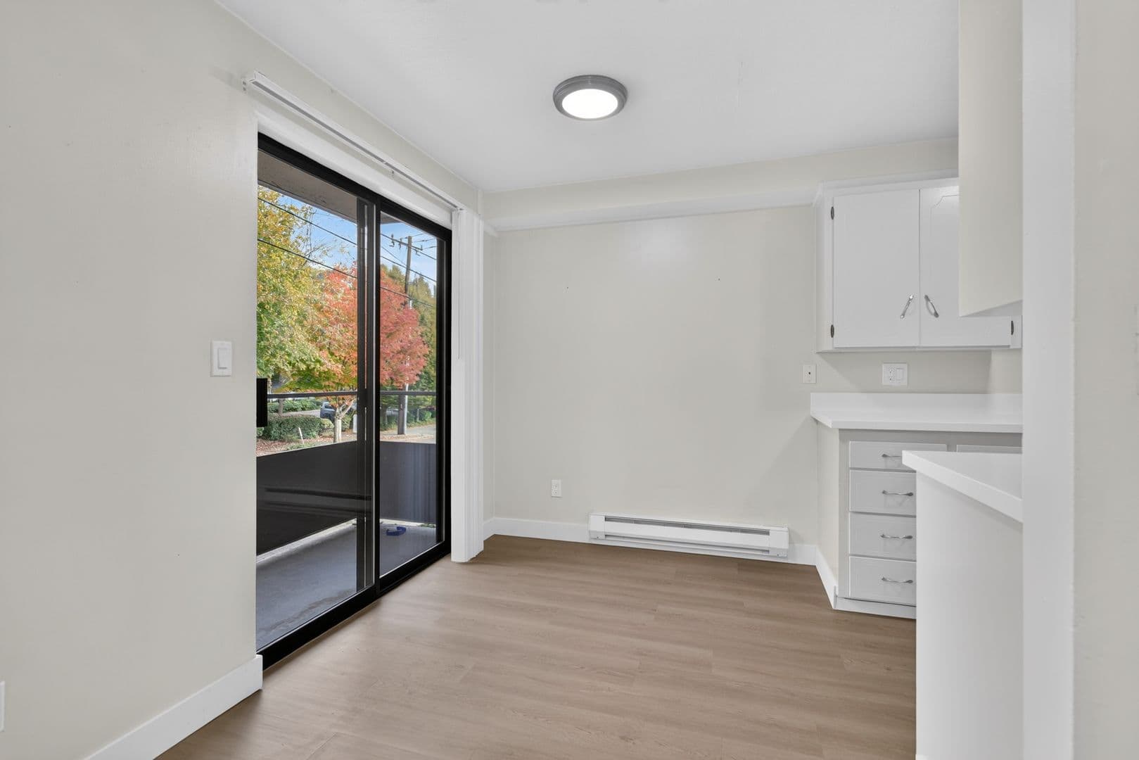 Seattle Apartment: 1653 21st Ave