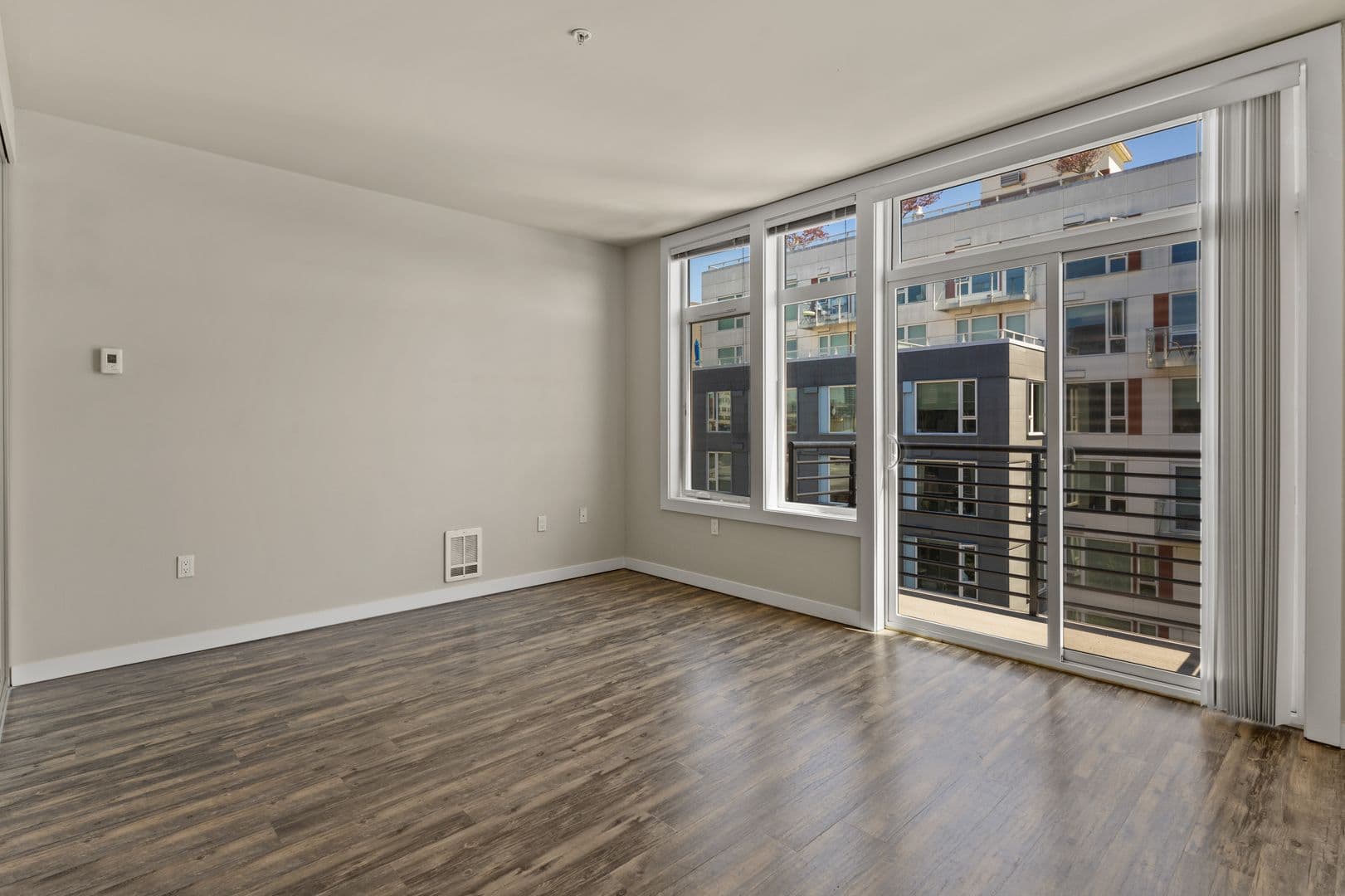 Seattle Apartment: 954 E. Union St.