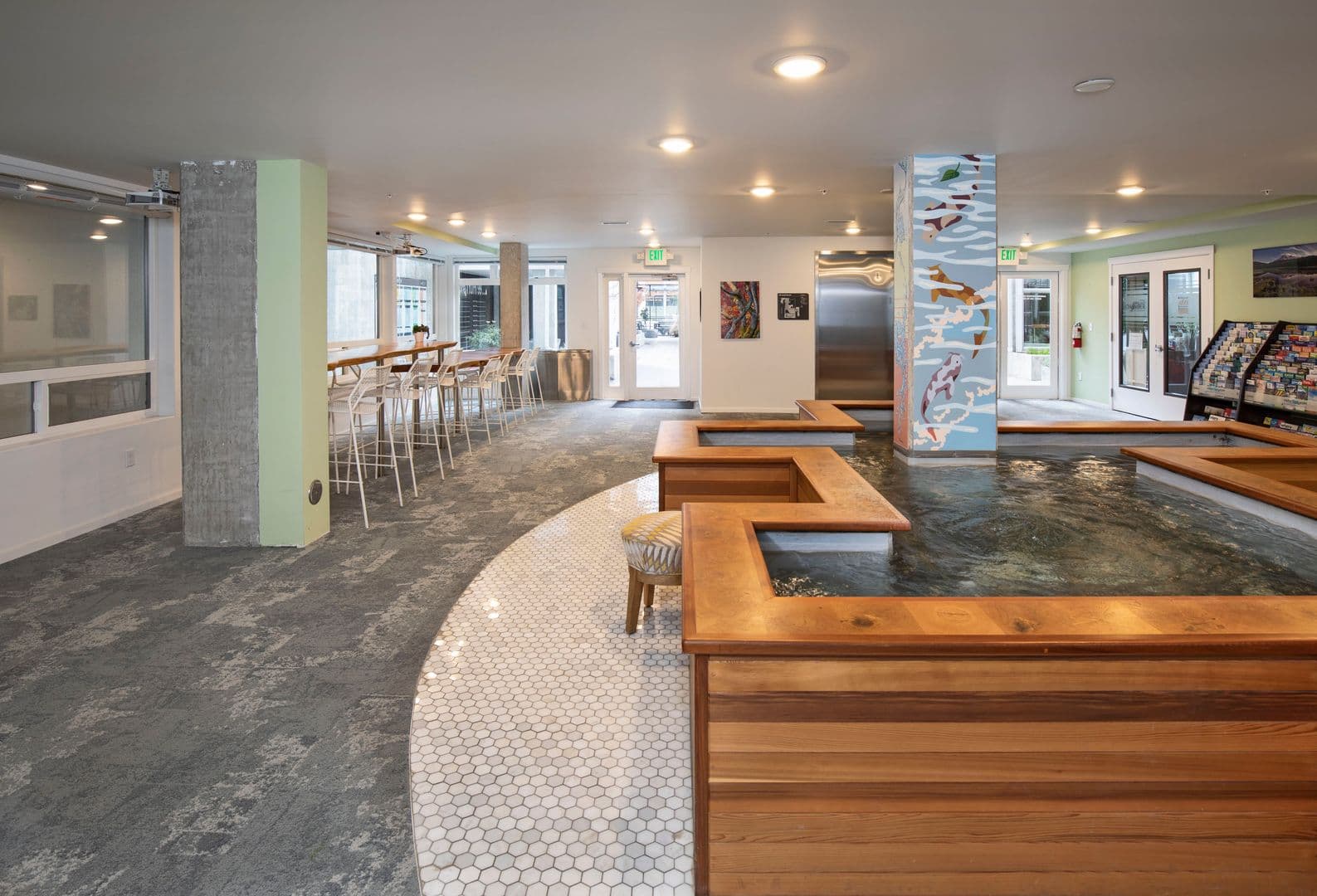 Kirkland Apartment: 450 Central Way