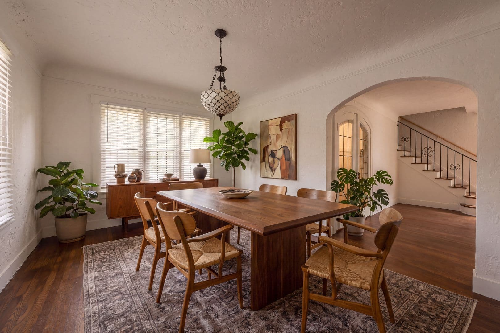 Seattle Apartment: 1710 E Denny Way