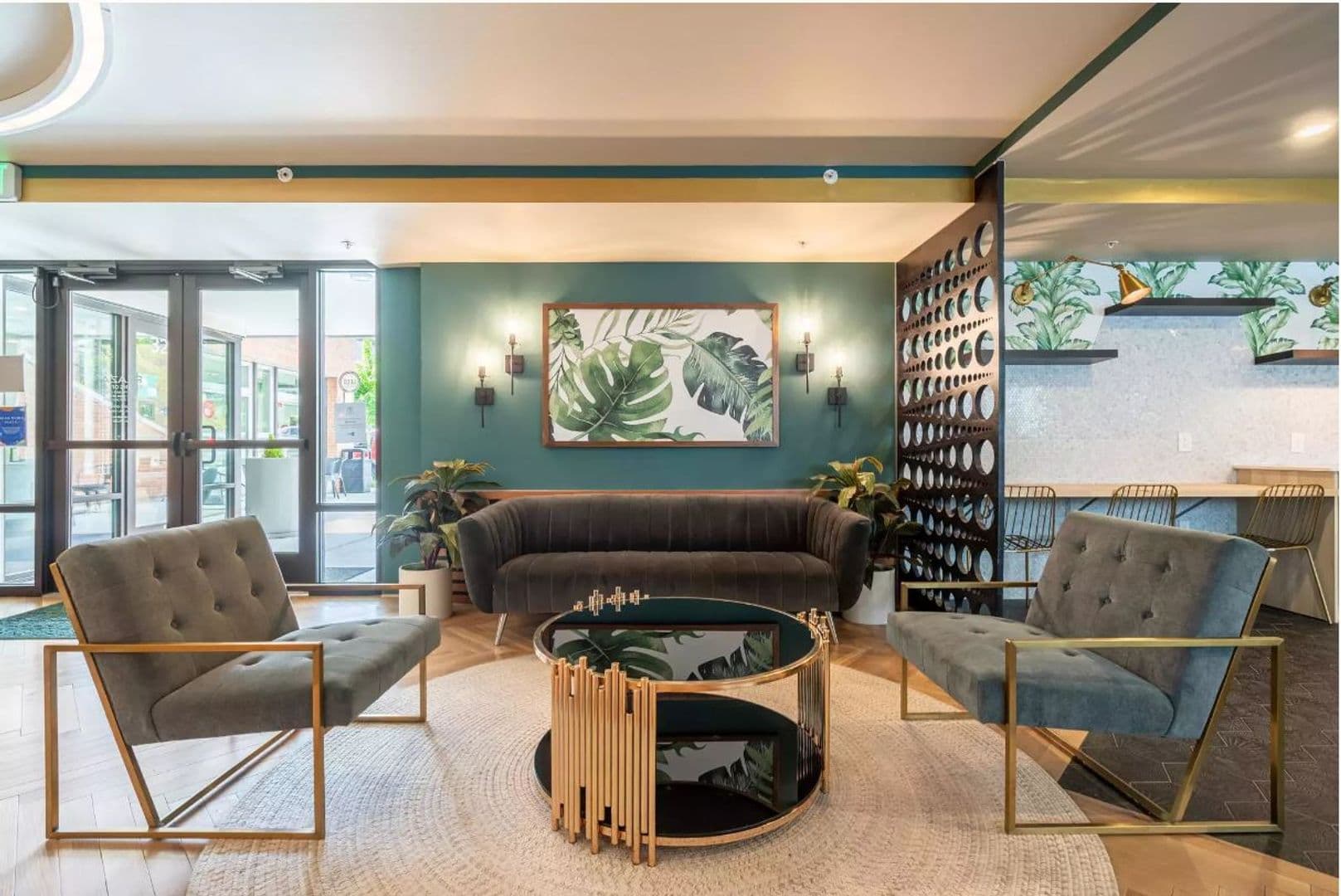 Kirkland Apartment: 330 4th ST