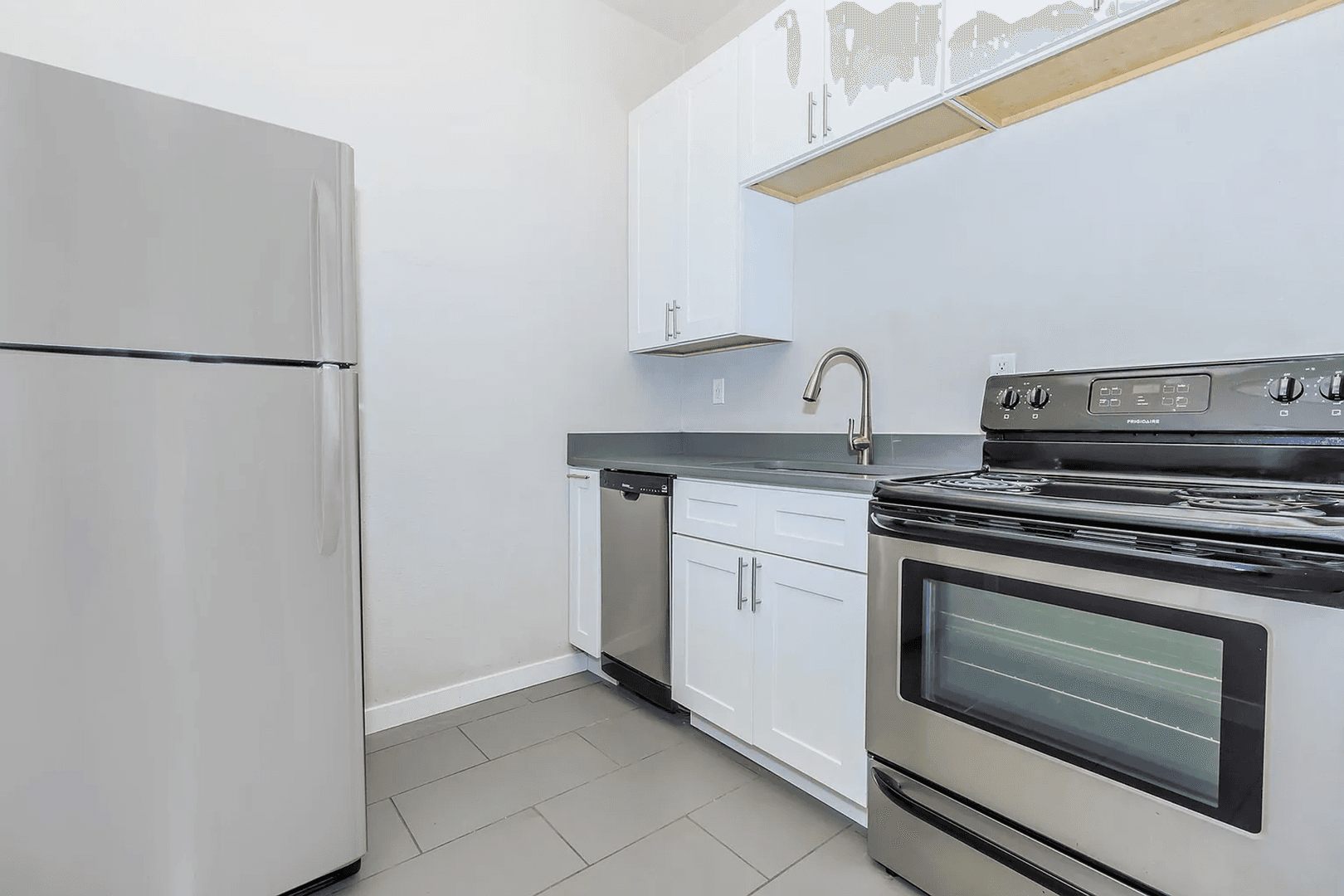 Seattle Apartment: 100 6th Ave S