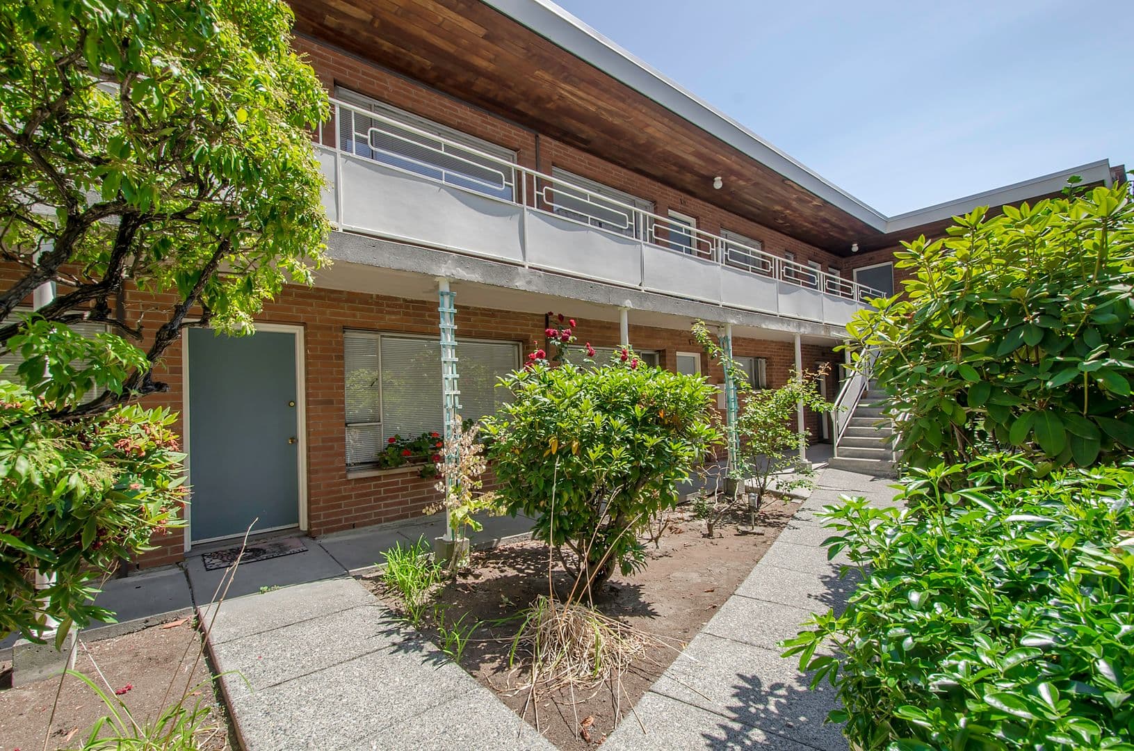 Seattle Apartment: 319 W Olympic Pl
