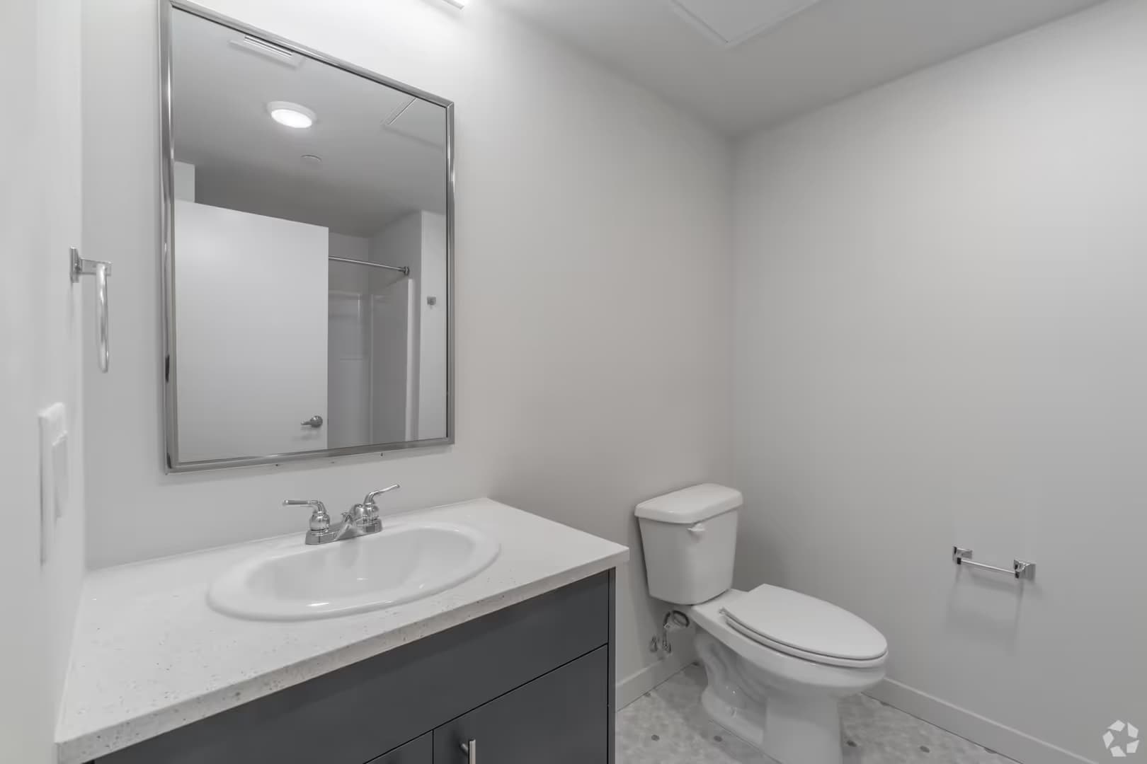 Shoreline Apartment: 304 NE 152nd Street