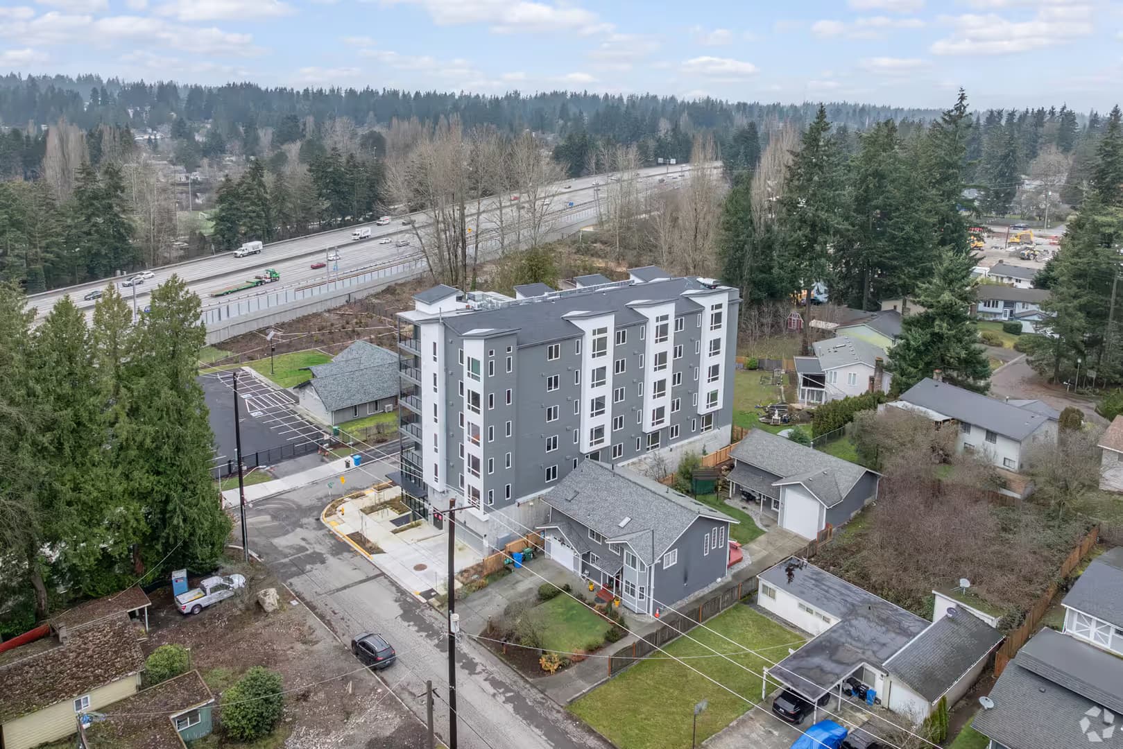Shoreline Apartment: 304 NE 152nd Street