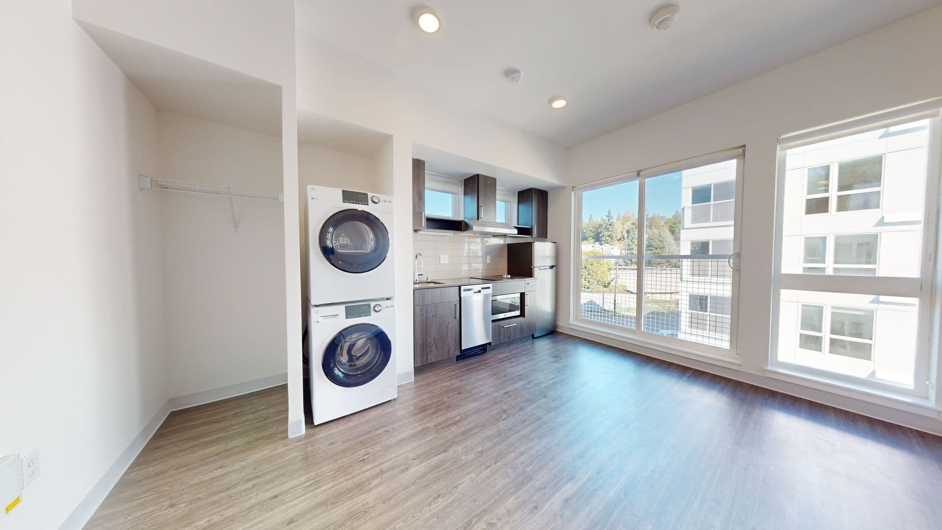 Seattle Apartment: 5231 Rainier Ave S