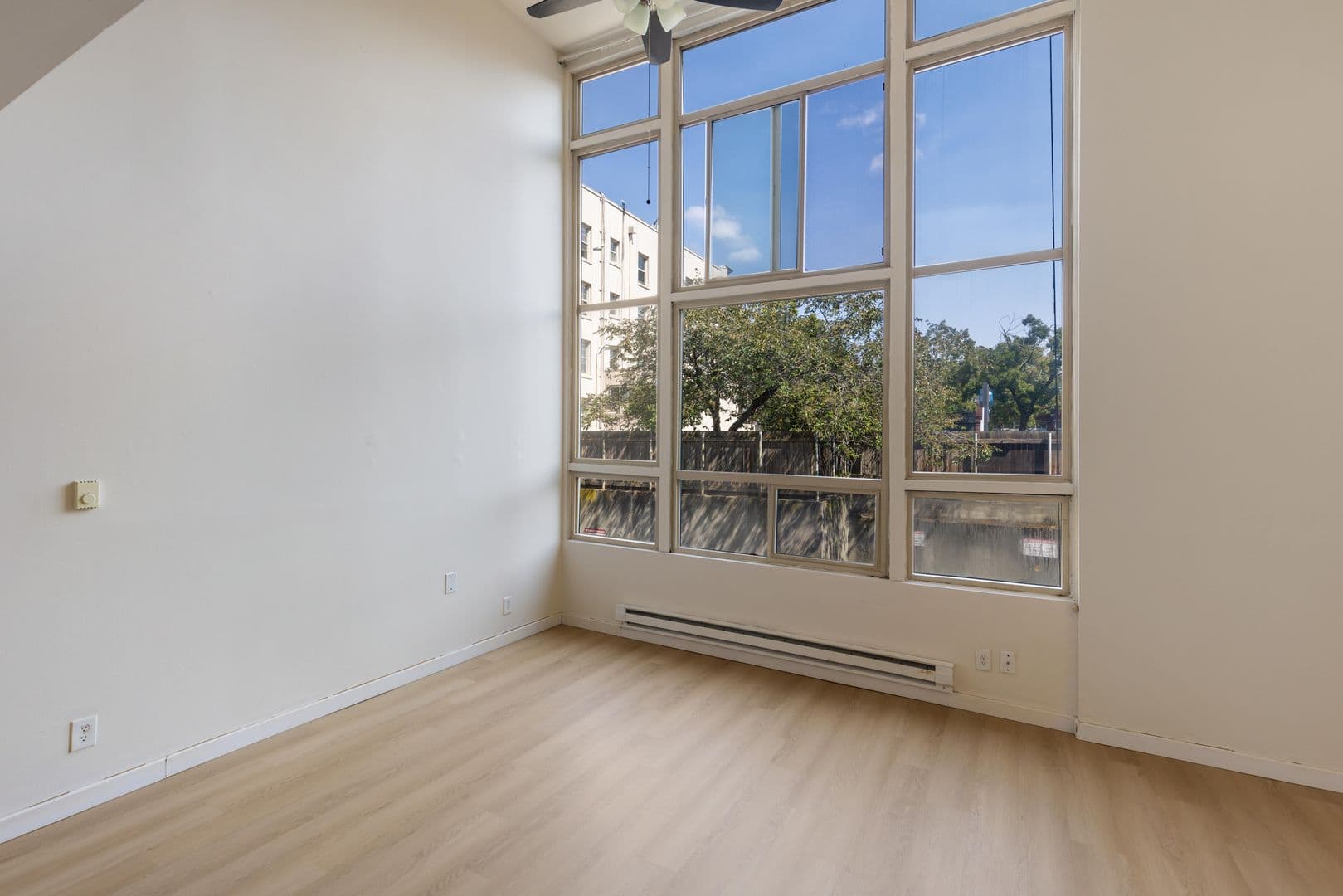Seattle Apartment: 312 Harvard Ave E