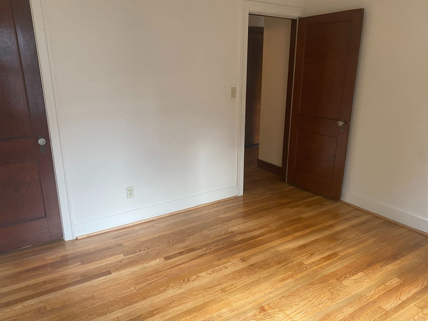 Seattle Apartment: 309 Belmont Ave E