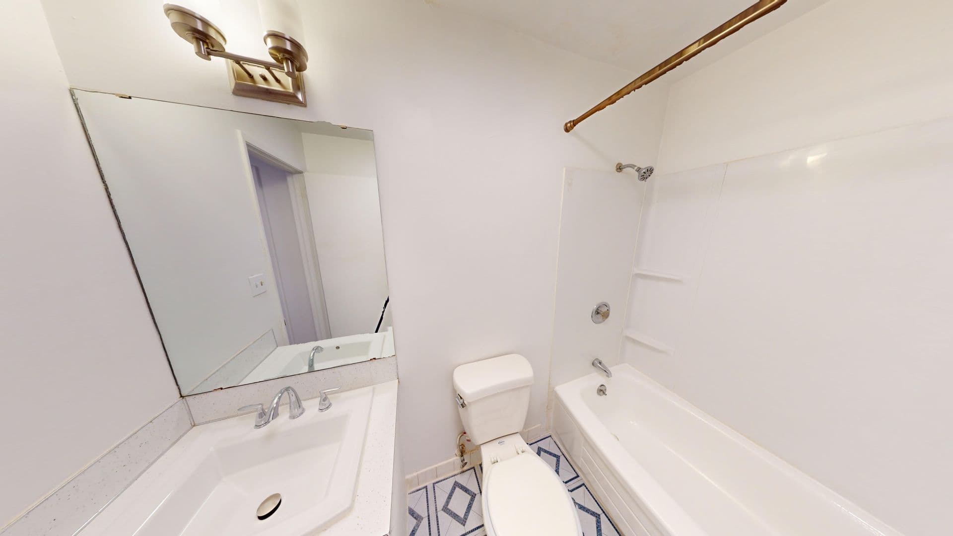 Seattle Apartment: 323 Belmont Ave E