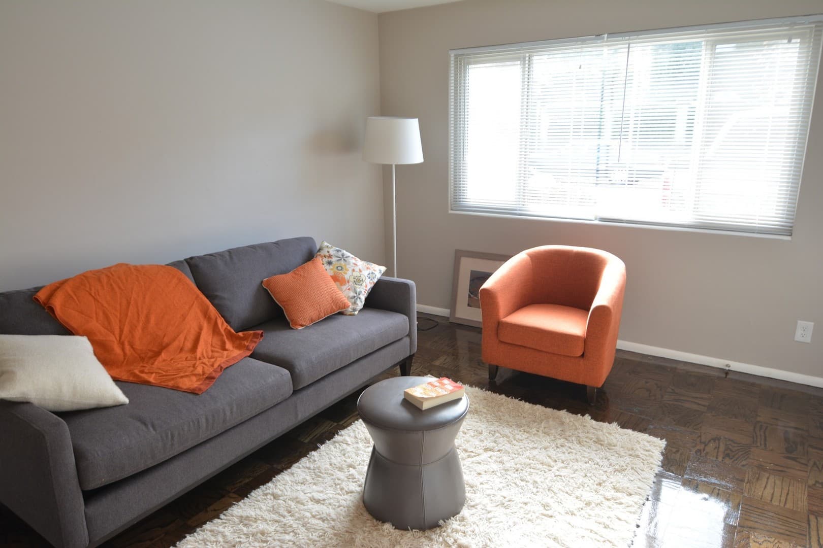 Seattle Apartment: 1101 10th Ave E