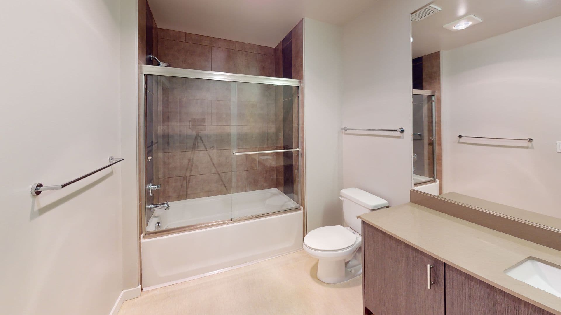 Seattle Apartment: 954 E. Union St.