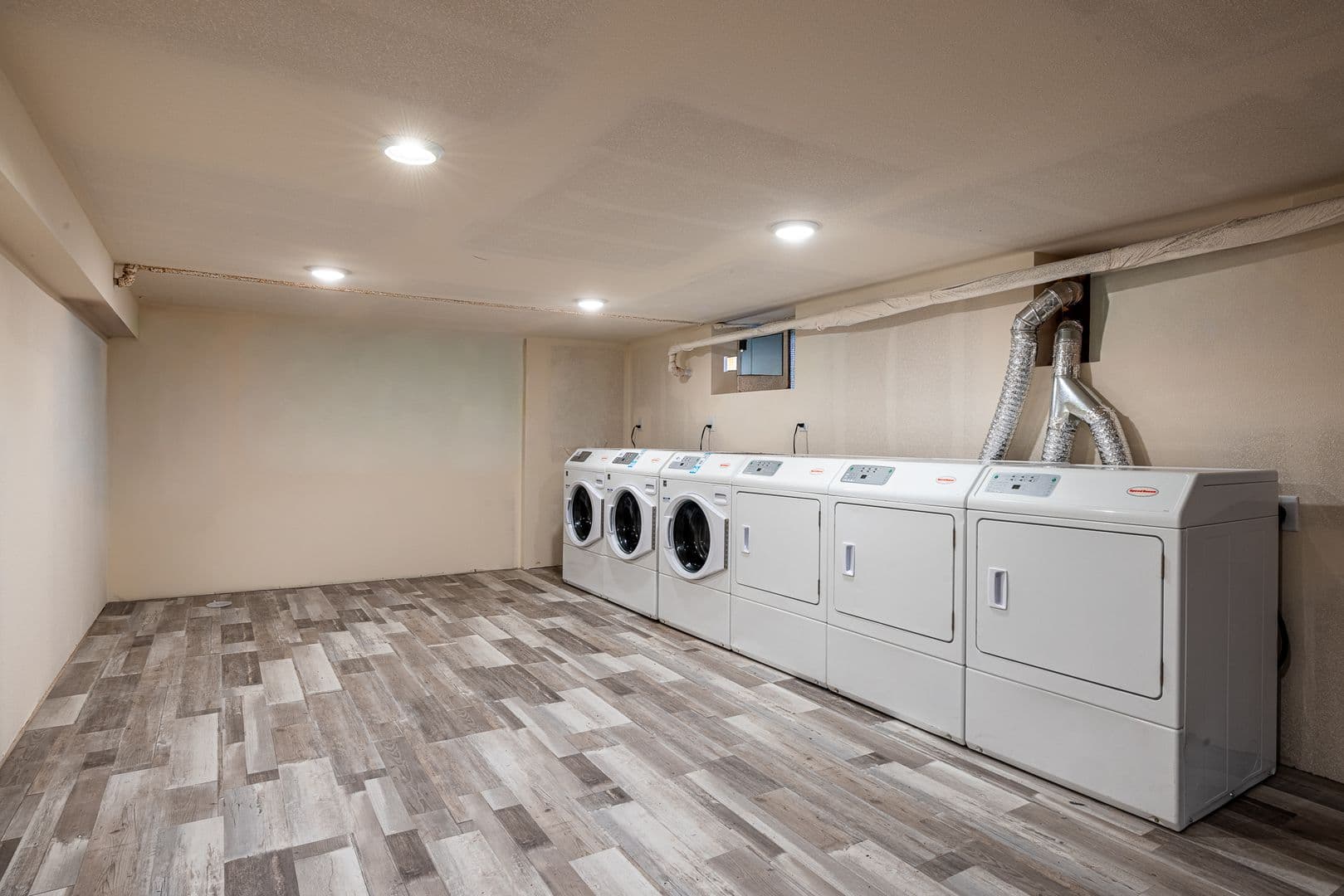 Seattle Apartment: 1710 E Denny Way