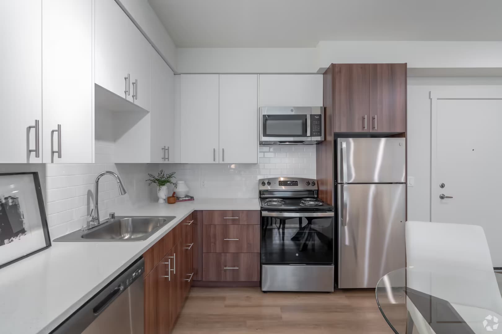 Shoreline Apartment: 304 NE 152nd Street
