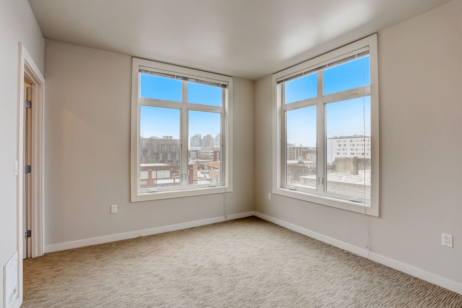 Seattle Apartment: 954 E. Union St.