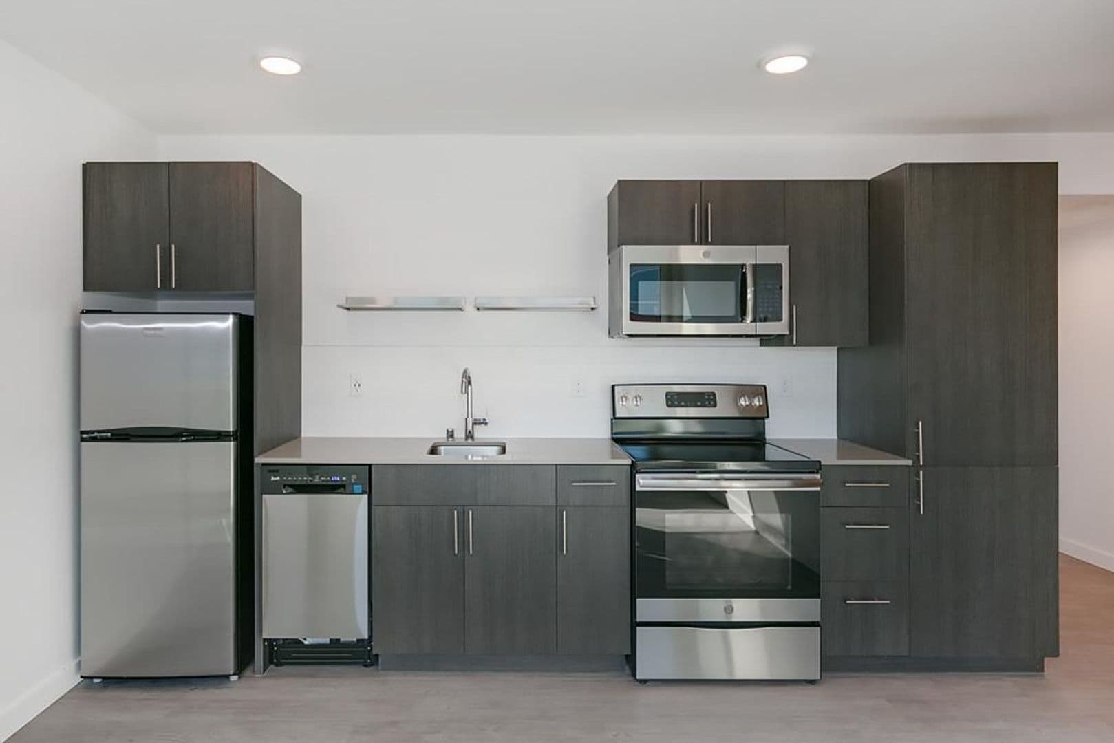 Seattle Apartment: 3702 S Hudson St
