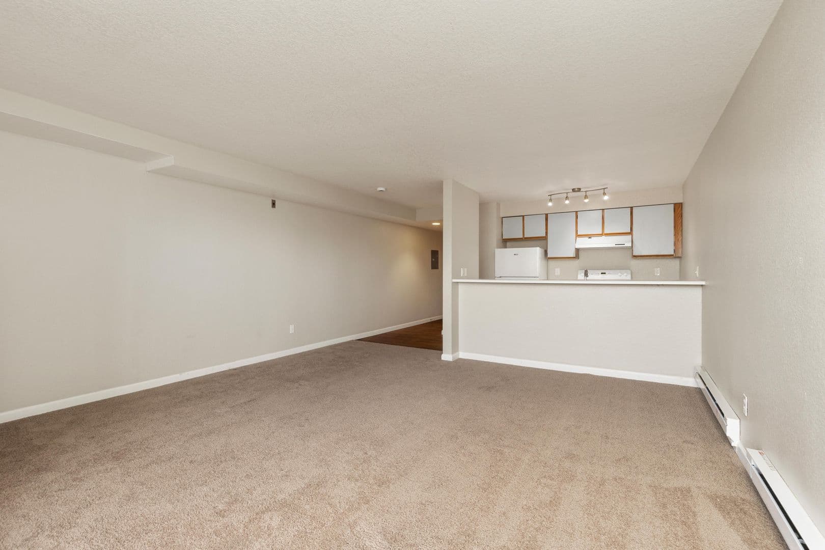 Seattle Apartment: 500 13th Ave E