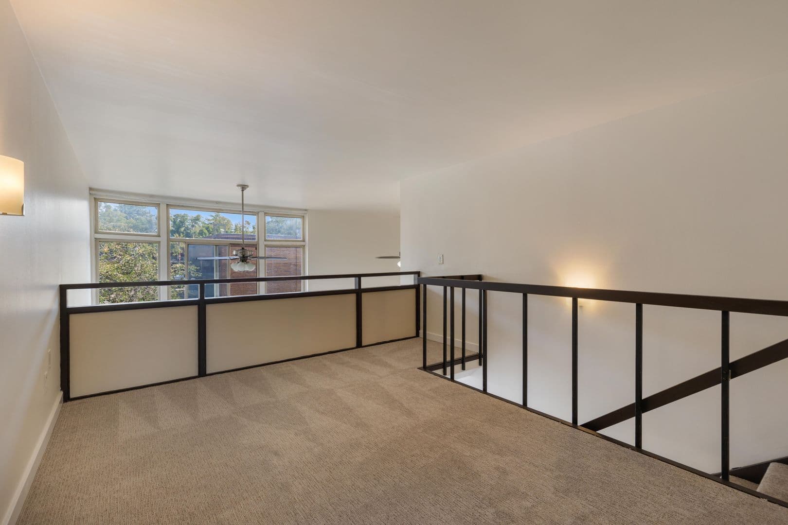 Seattle Apartment: 312 Harvard Ave E