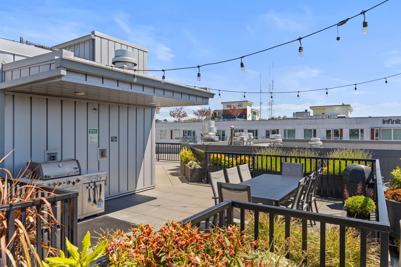 Seattle Apartment: 954 E. Union St.