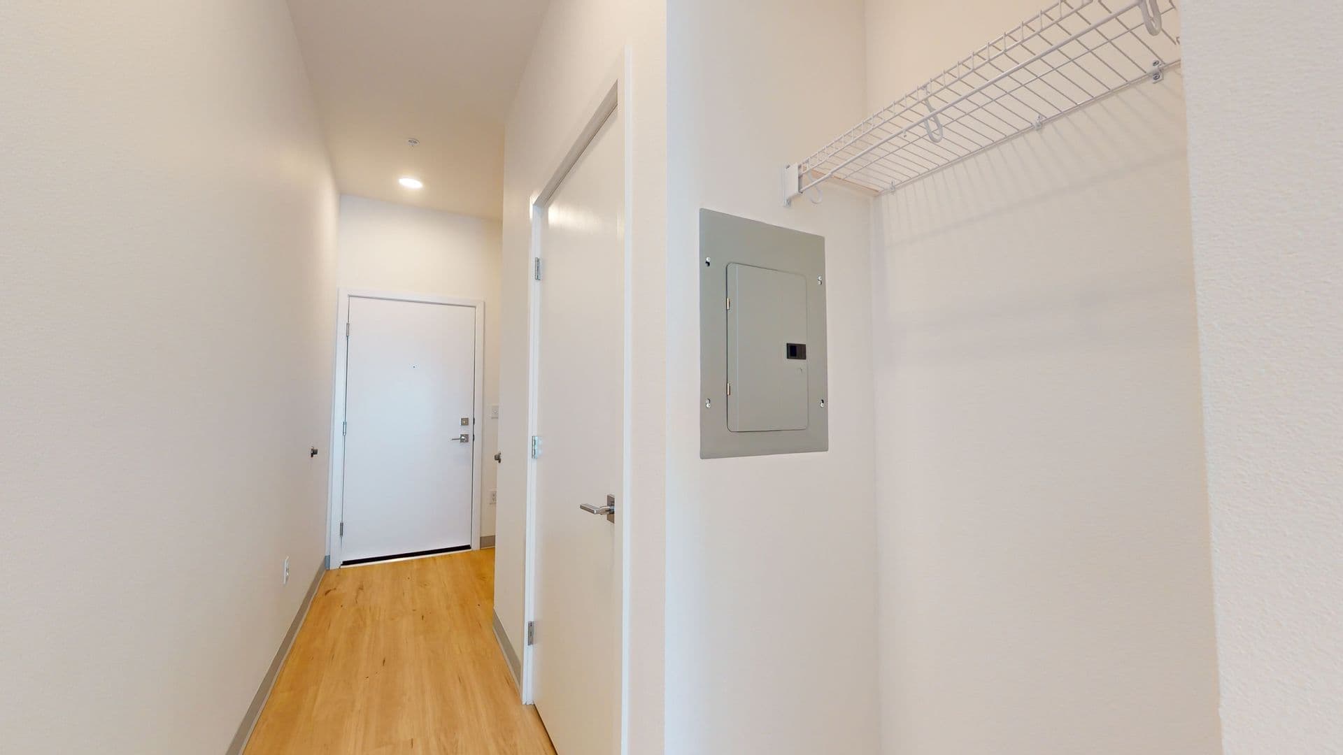 Seattle Apartment: 5231 Rainier Ave S