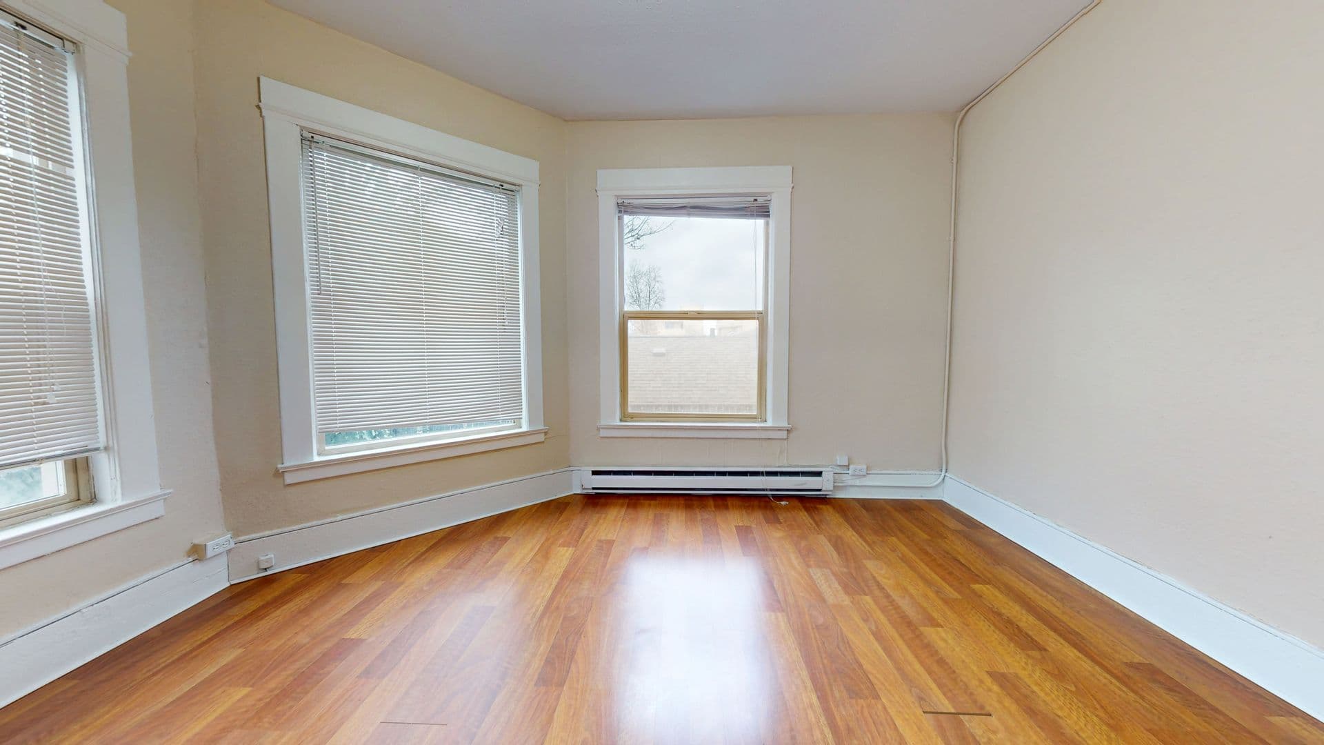 Seattle Apartment: 317 Harvard Ave E