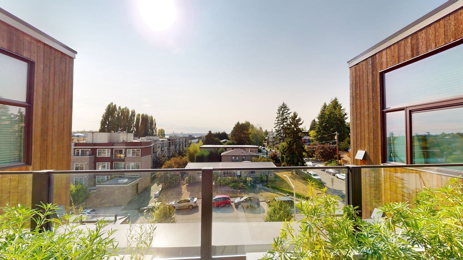 Kirkland Apartment: 330 4th ST