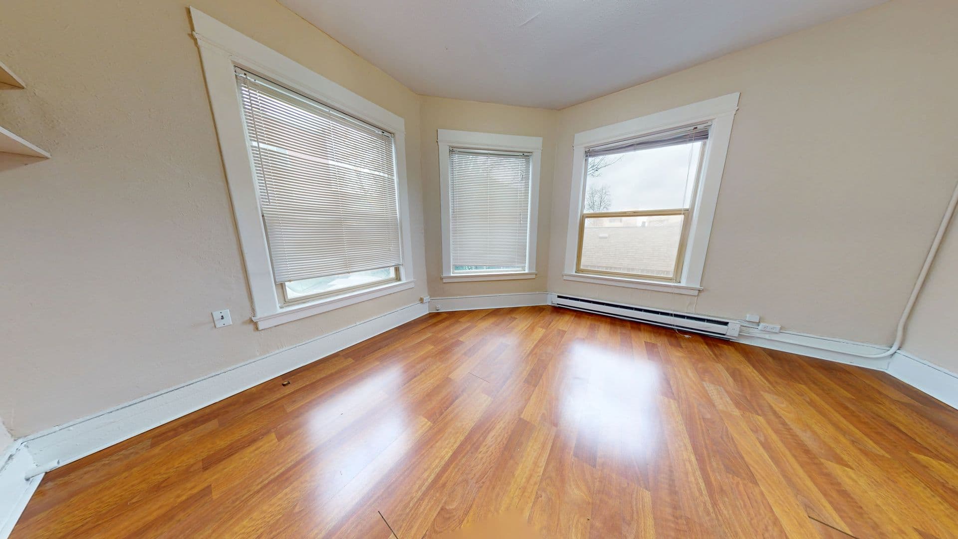 Seattle Apartment: 317 Harvard Ave E