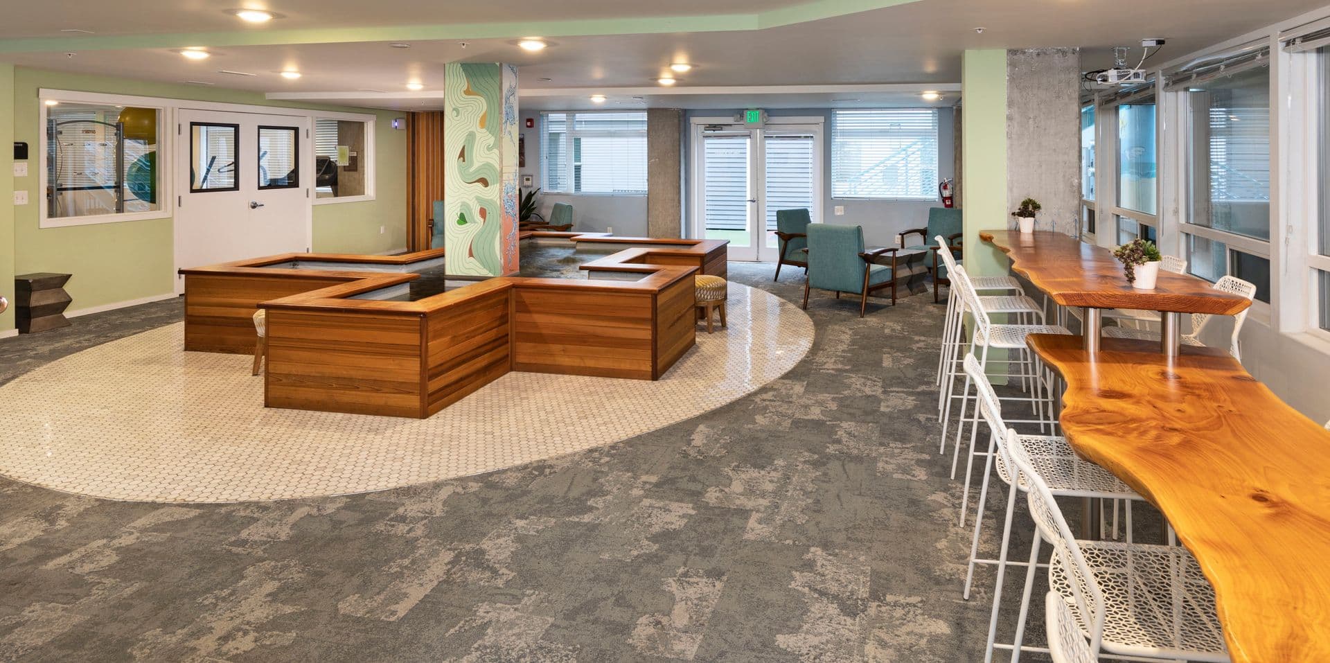 Kirkland Apartment: 450 Central Way