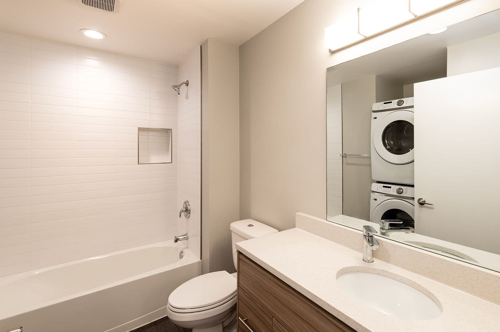 Seattle Apartment: 1901 E Fir St