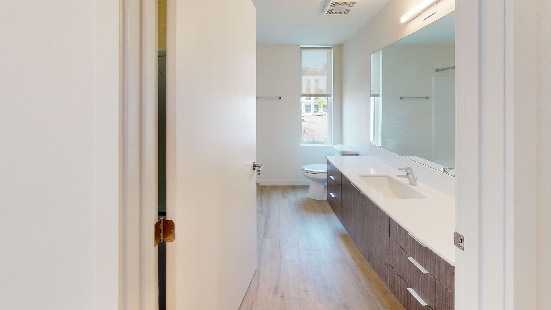 Seattle Apartment: 1626 S. King St.