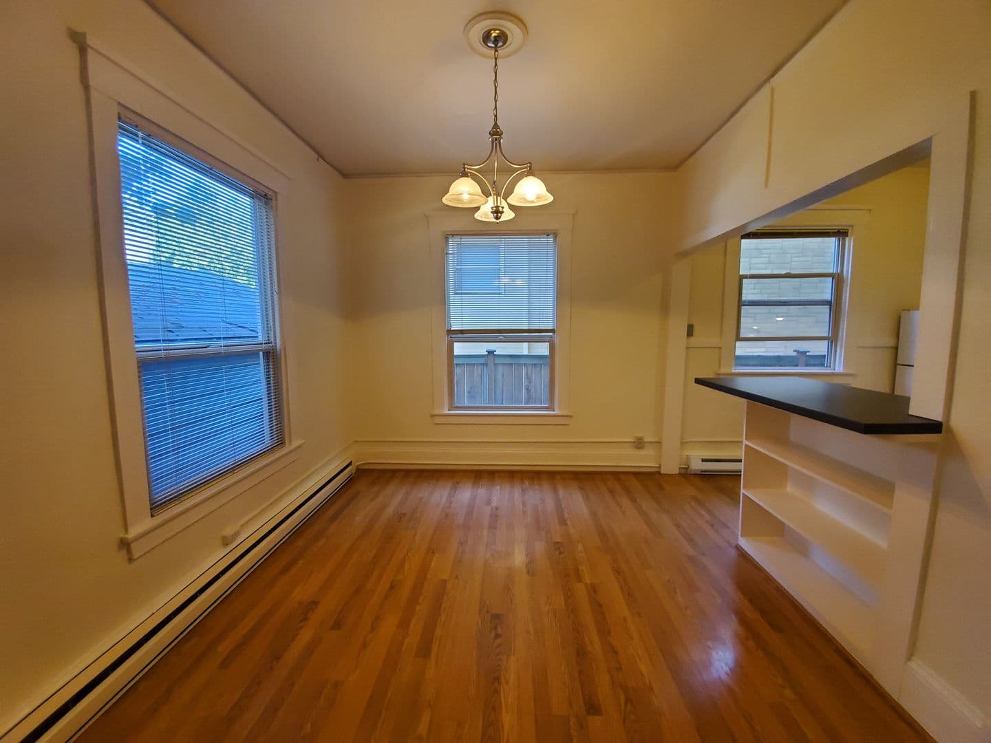 Seattle Apartment: 1002 E Denny Way