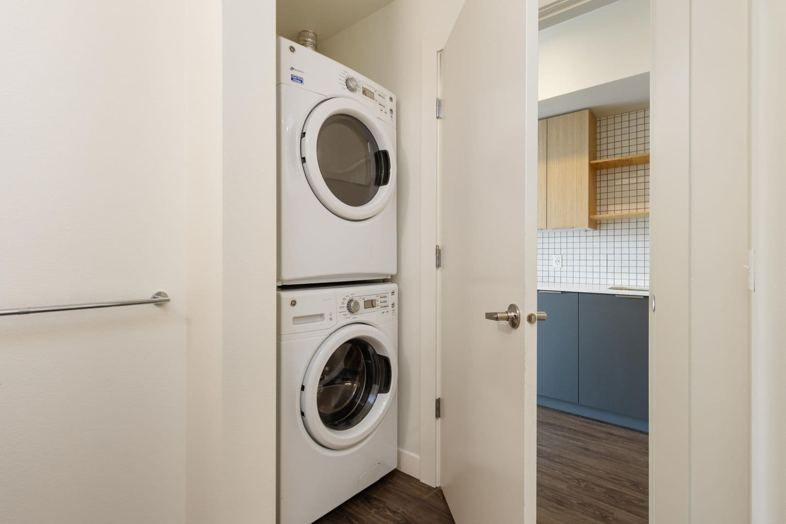 Seattle Apartment: 840 E. Denny Way