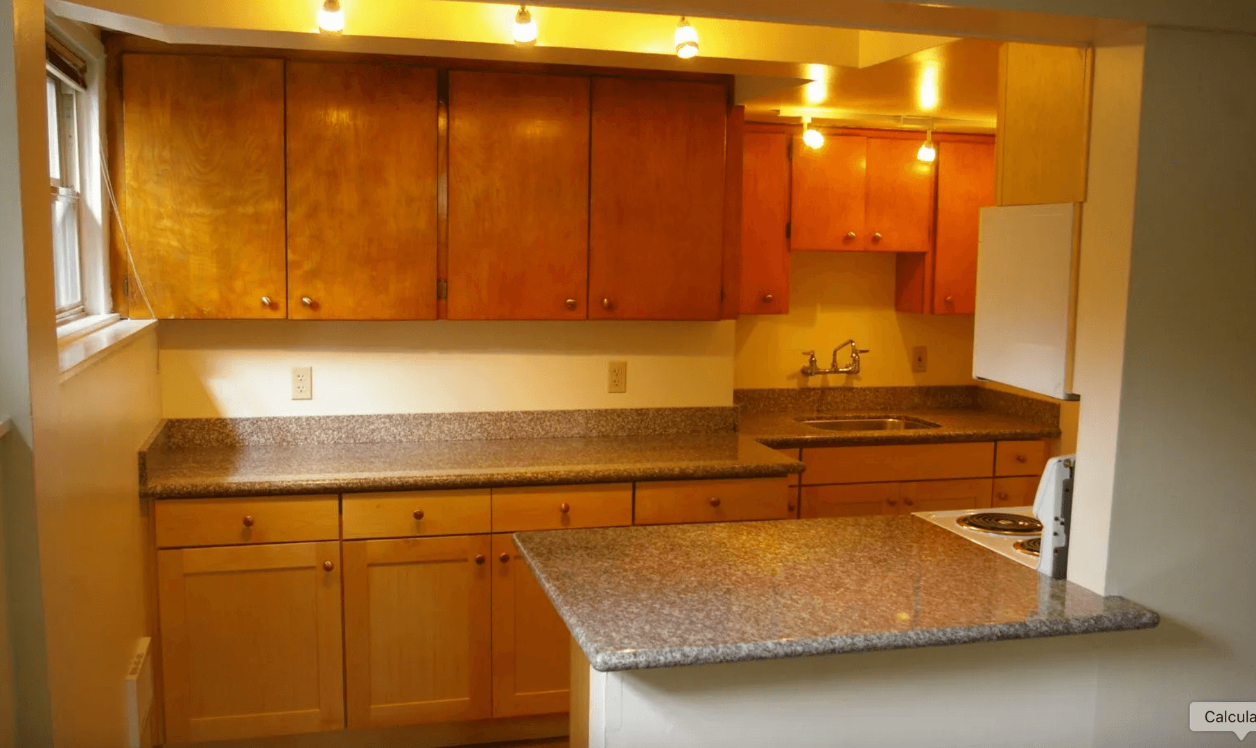 Seattle Apartment: 5019 Phinney Ave N