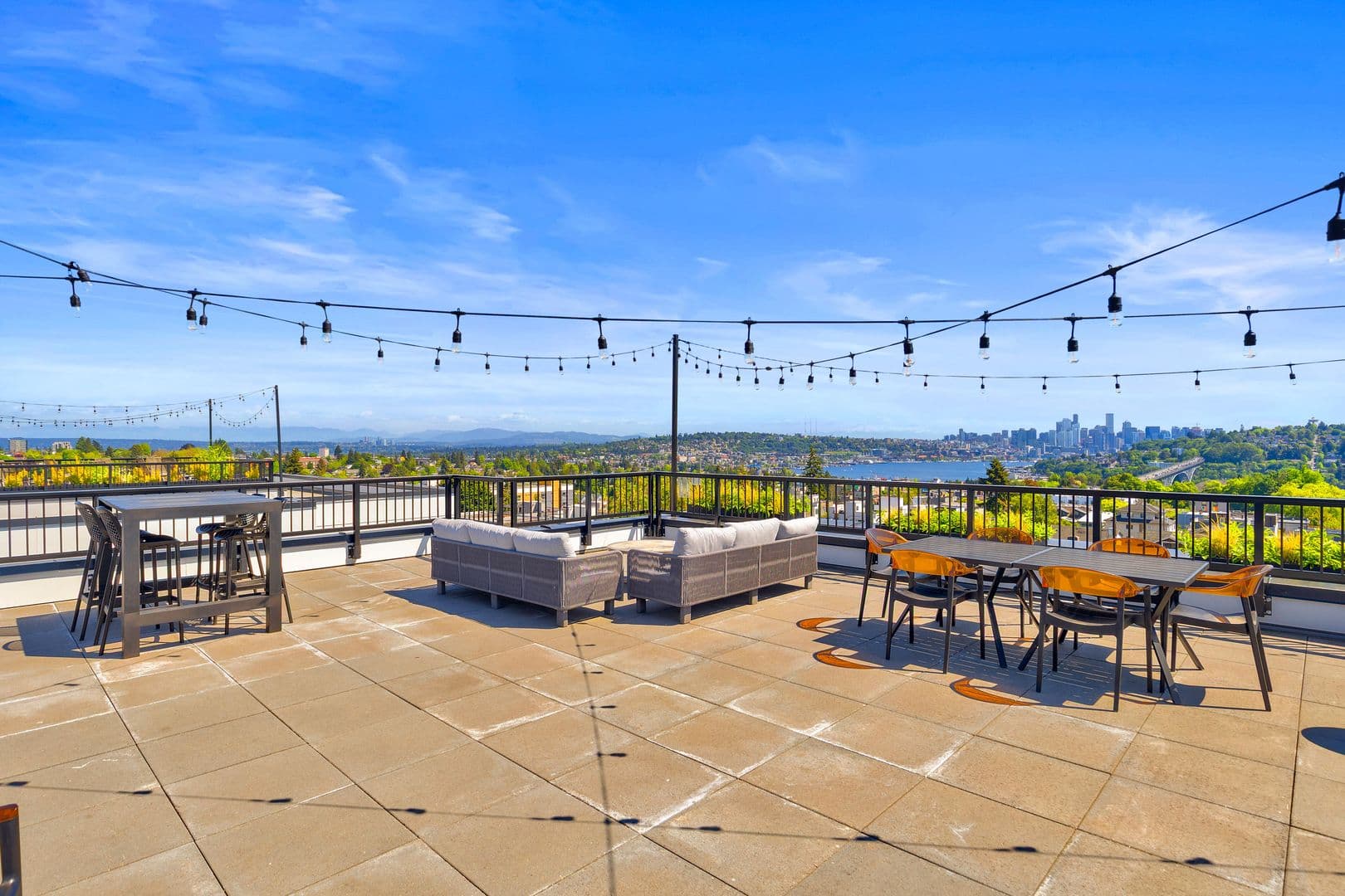 Seattle Apartment: 4316 Fremont Ave N