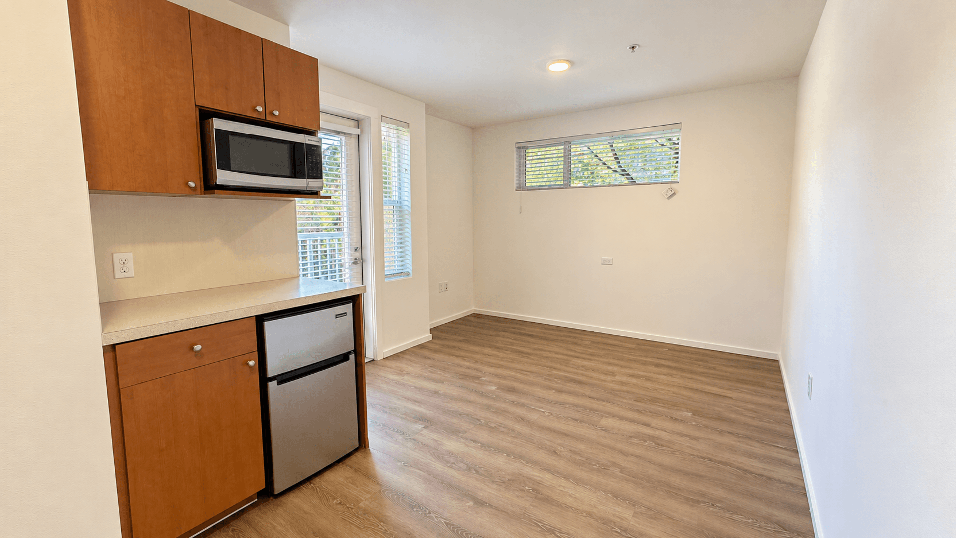 Kirkland Apartment: 450 Central Way
