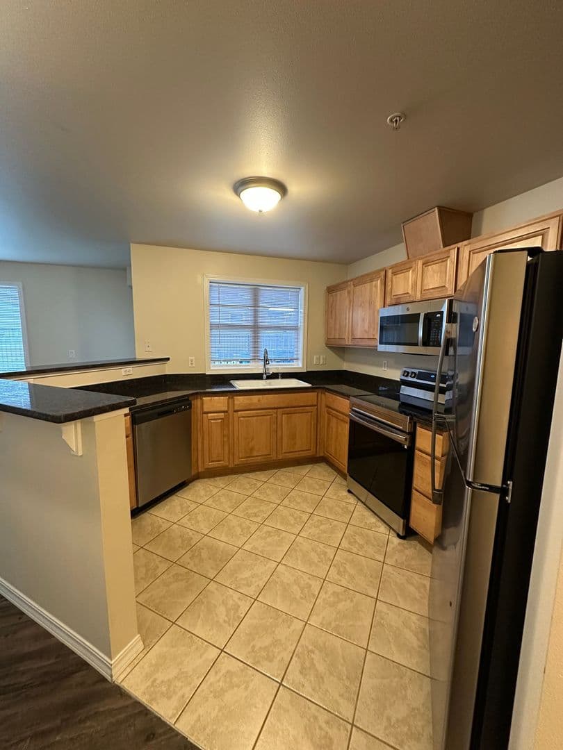 Renton Apartment: 110 Williams Ave S