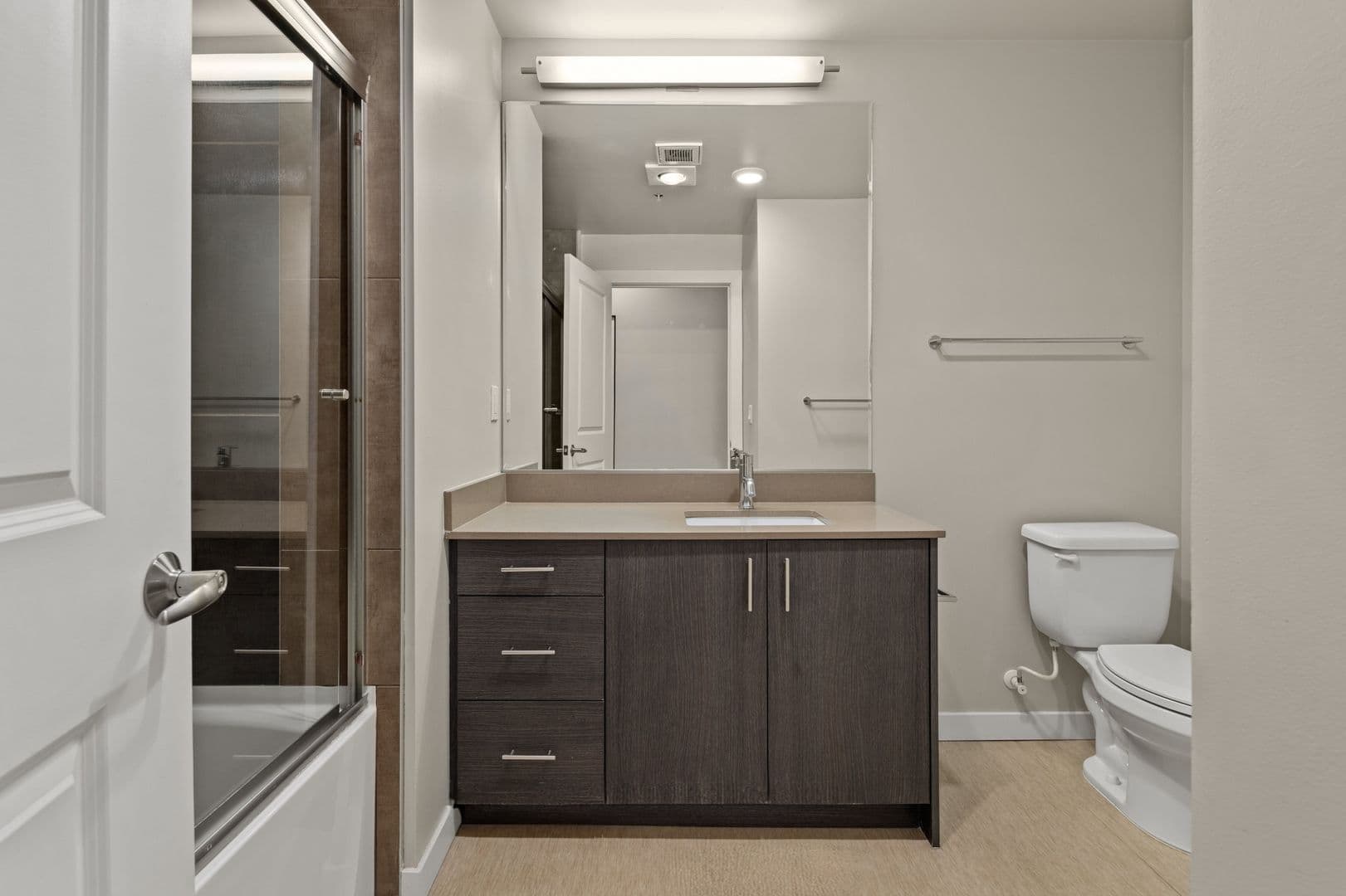 Seattle Apartment: 954 E. Union St.