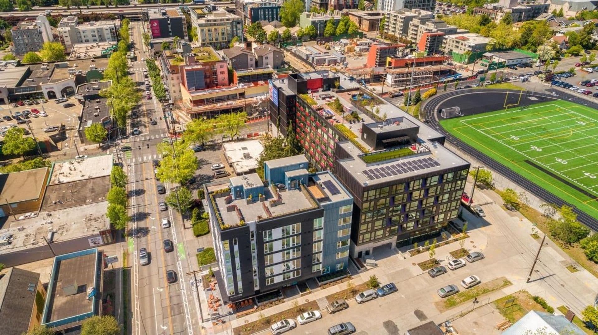 Seattle Apartment: 1222 NE 65th St