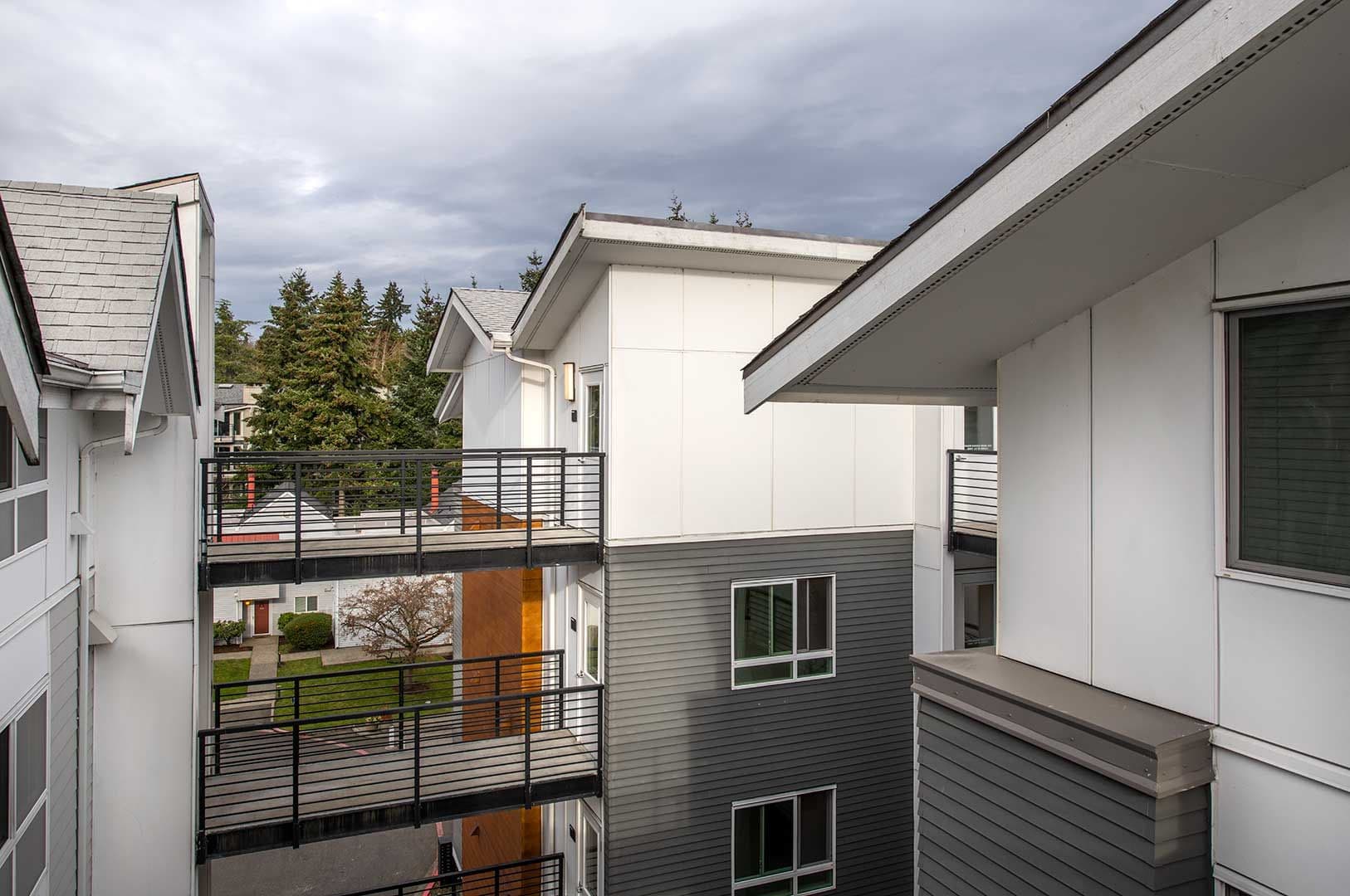 Kirkland Apartment: 450 Central Way