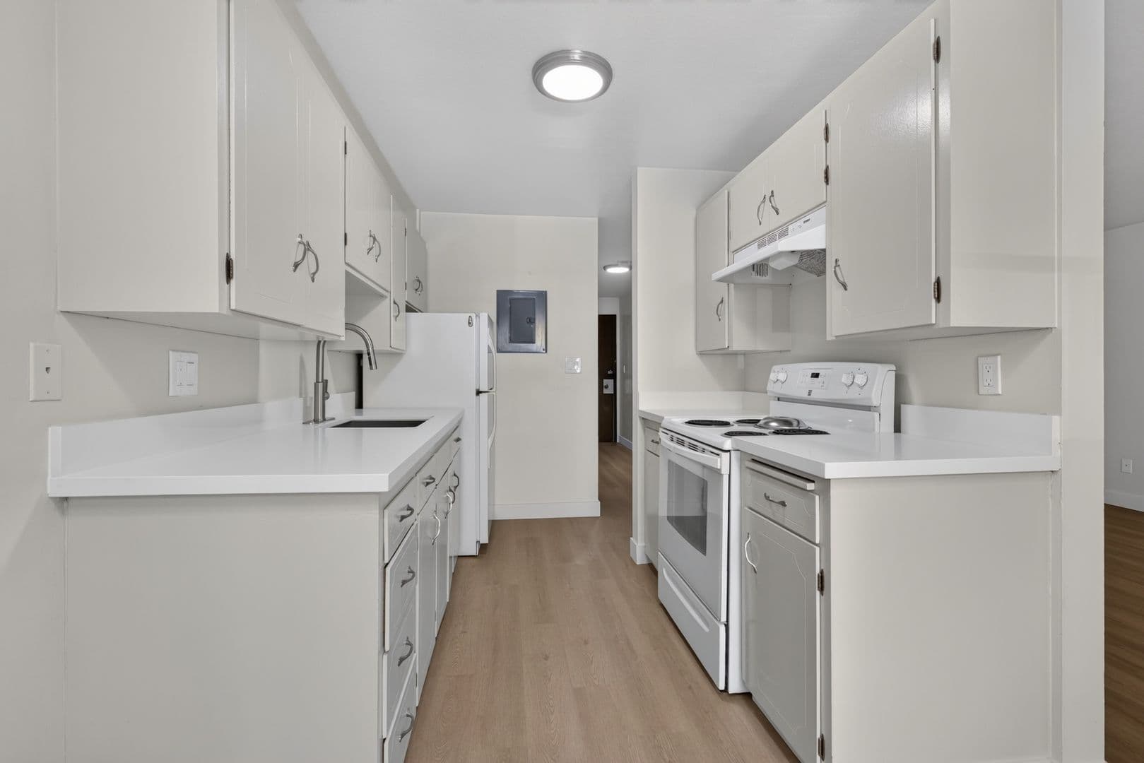 Seattle Apartment: 1653 21st Ave
