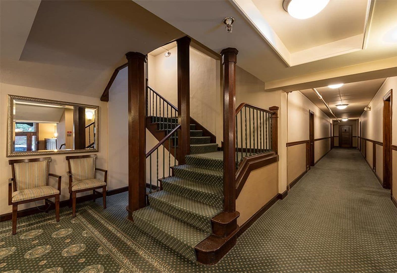 Seattle Apartment: 505 Boylston Ave E