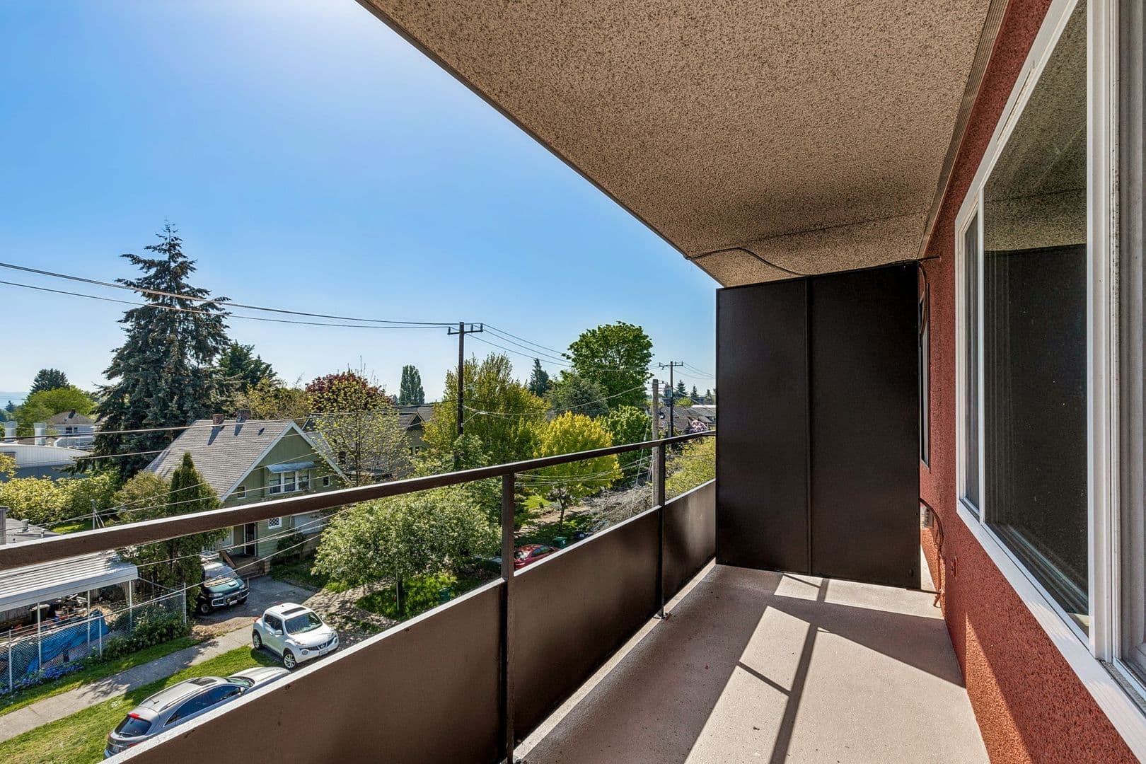 Seattle Apartment: 1653 21st Ave