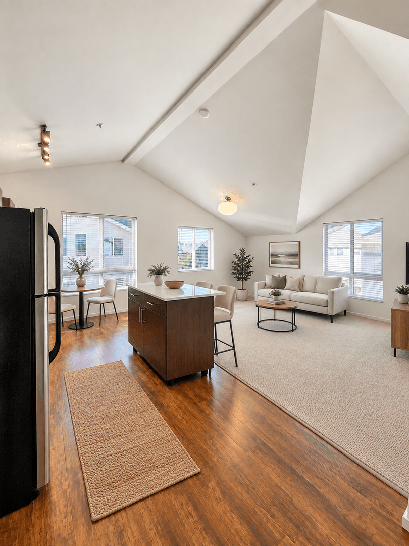 Kirkland Apartment: 450 Central Way