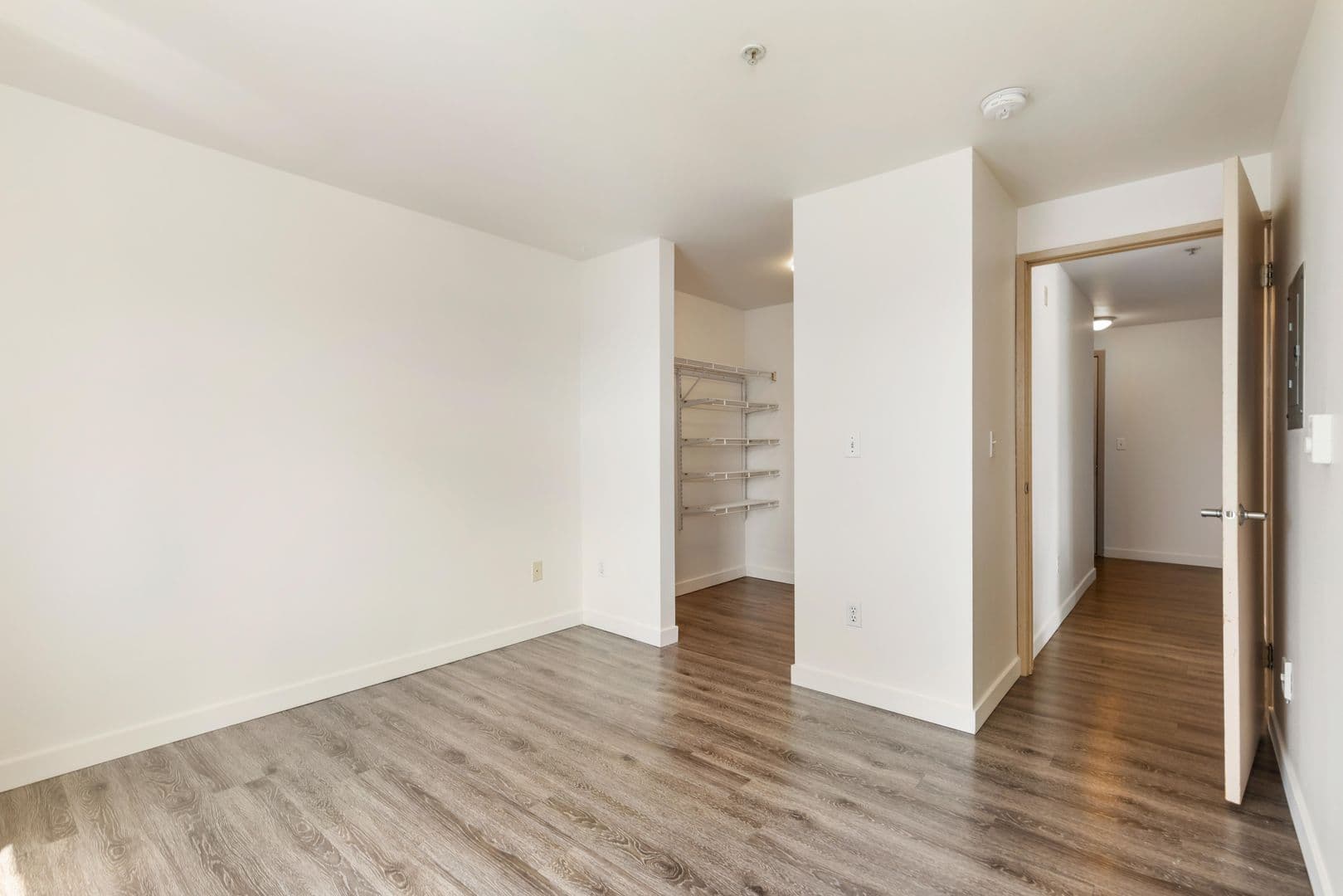 Seattle Apartment: 300 11th Ave