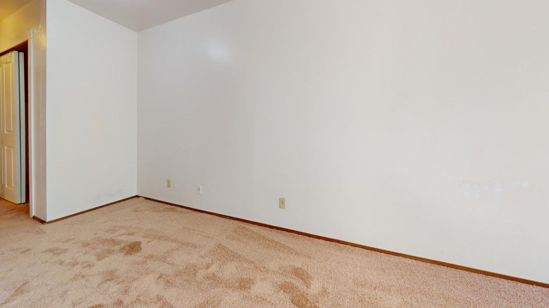 Seattle Apartment: 4120 Brooklyn Ave NE